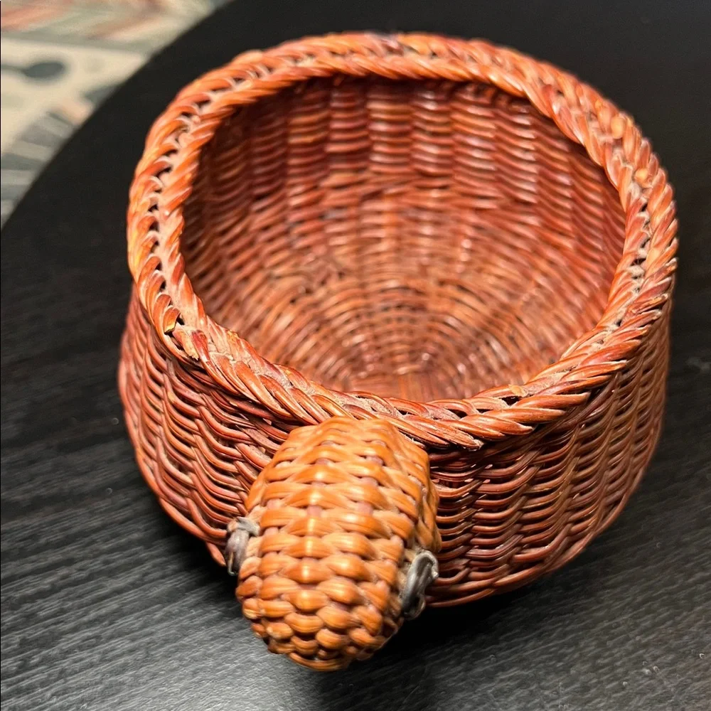 Vintage Boho Handcrafted Woven Turtle Basket Planter Catchall Storage - Picture 3 of 8